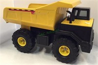 Die cast and plastic Tonka toy dump truck