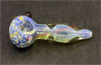 Glass pipe with blue and yellow dots (living