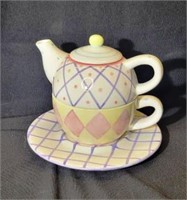 Stackable Tea Pot & Cup & Saucer Set