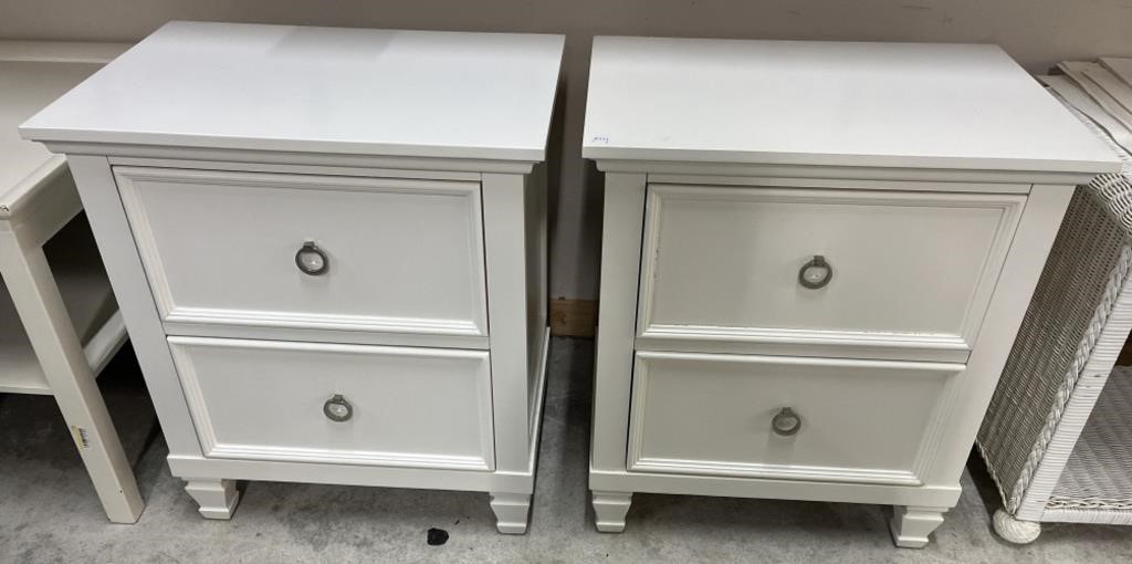 Pair Of White Side Tables 2 Drawers 24 x 17 x 27