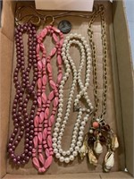 Vintage costume jewelry lot