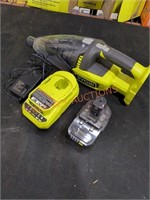 RYOBI 18v Hand Vacuum Kit