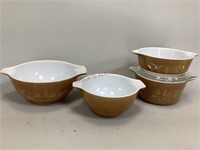 Early American Pyrex Casserole Dishes and Bowls