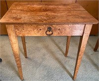 320 - SIDE TABLE W/ DRAWER 26"L