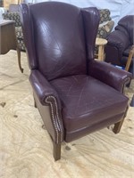 DISTRESSED LEATHER WINGBACK RECLINER
