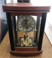 Altona mantle clock