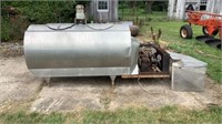 Mueller Stainless Steel 250 Gallon Milk Tank