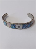 Beautiful Flower Inlay Silvertone Bracelet