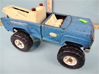 Tonka die cast tow truck missing cab