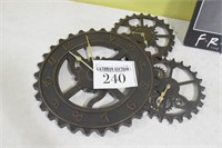 Plastic Gears Clock