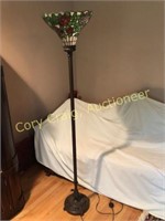 Floor lamp with stained glass shade