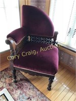 Victorian Walnut Ornate Corner chair, spoon carved