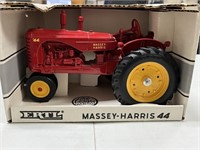 Ertl Massey Harris 44 Toy Tractor