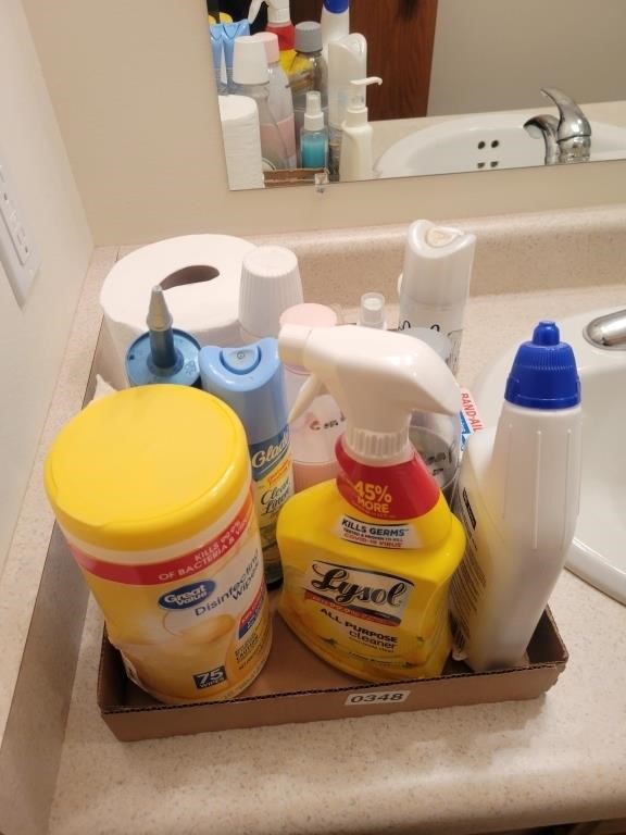 Lot of Cleaning Supplies, Wipes