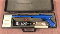 Tippman pro/am paintball gun w/case