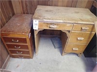4-Drawer Wooden Desk - 34"Wx20"Dx30"H &