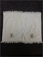 Lot of 2: Vtg holiday finger towel, 10.5" x 16.5""