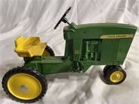 John Deere model 20 metal tractor toy