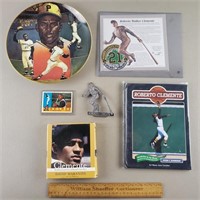 Roberto Clemente Collectibles - Card is a Repro