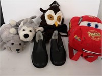 Neat kid lot, puppets, toque, dress shoes, +