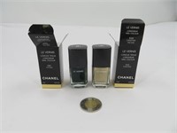 2 vernis à ongle neufs CHANEL