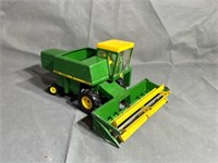 Ertl, John Deere 6600 combine