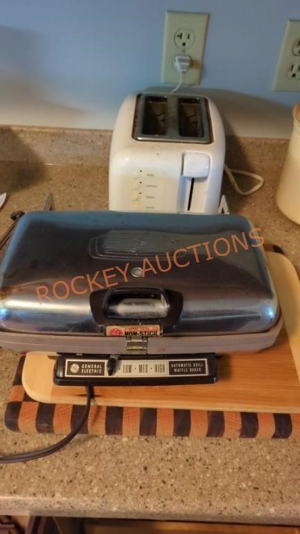 misc. small kitchen appliance lot