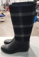Women's Rubber Boots Size 8