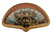 ANTIQUE HAND-PAINTED FAN IN GILTWOOD CASE
