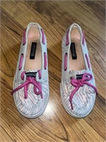 C10) Toddler girls shoes size 12. Sperry brand.