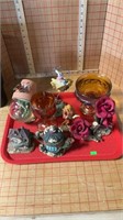 Tray of miscellaneous nature themed pieces