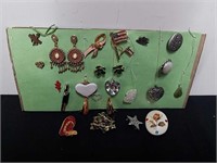 Group of jewelry