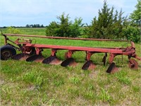 International Harvester Semi-Mounted 6 Bottom Plow