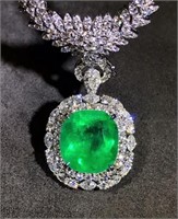 12ct Colombian Emerald 18Kt Gold Pendant