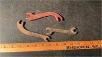 VINTAGE INTERNATIONAL HARVESTER WRENCHES