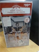 Deer Family Decoration - Returned Item