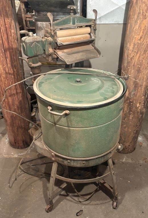 Antique Wringer Washing Machine w/ Drum