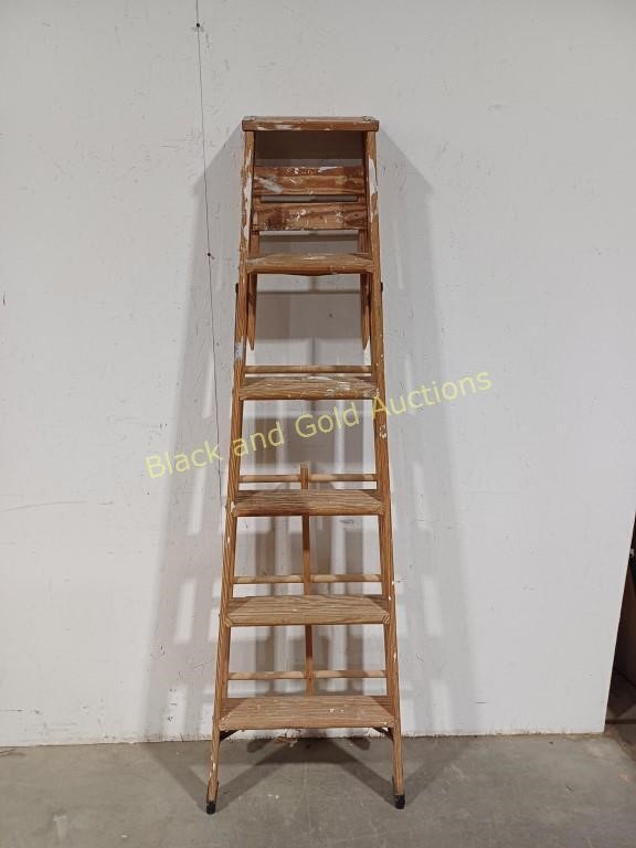 6' Wooden Painter's Stepladder