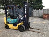 Komatsu 4000 Ib LP Forklift