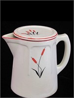 UNIVERSAL POTTERS TEA POT