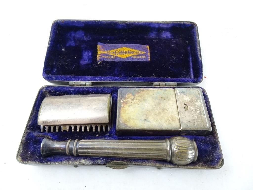 Vintage Gillette Silver Plated Double Edge Razor