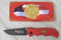 Smith & Wesson Fireman's Knife