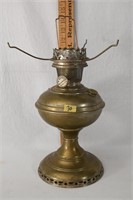 ANTIQUE BRASS OIL LAMP W/10" SHADE TRIPOD