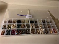 PAIR STORAGE BOXES OF BEADS
