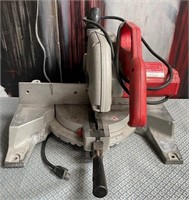 11 - MILWAUKEE MAGNUM MITER SAW