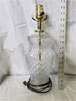 Vintage Etched Cut Crystal Glass Brass Table Lamp