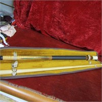 Vintage Japan 19oz 2 piece pool stick w/case.