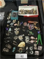 Costume Jewelry, Brooches, Earrings.