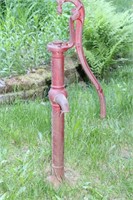 VINTAGE WATER HAND PUMP