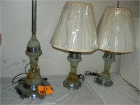 2 ANTIQUE ART DECO TABLE LAMPS AND MATCHING FLOOR